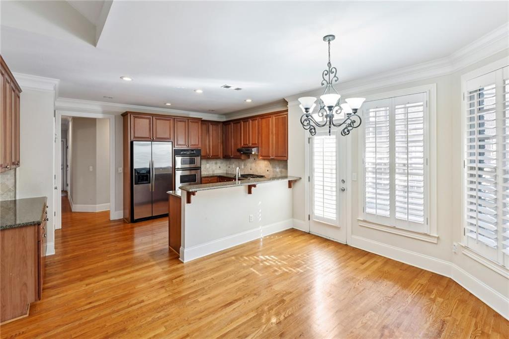 613 Darlington Commons Court NE