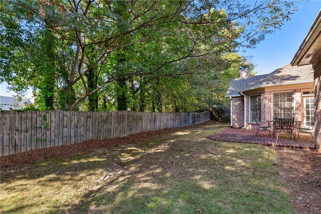 613 Darlington Commons Court NE