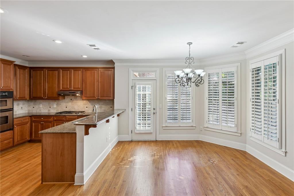 613 Darlington Commons Court NE