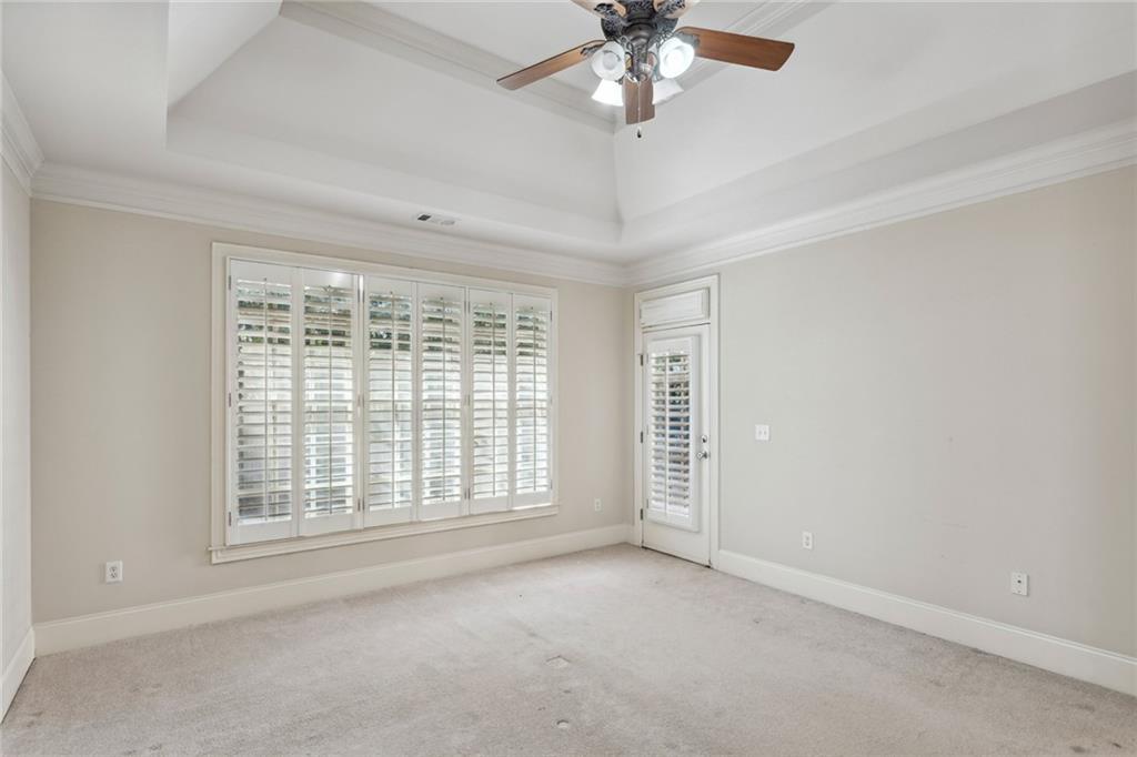 613 Darlington Commons Court NE