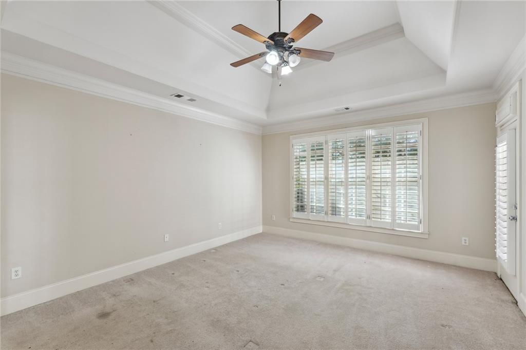 613 Darlington Commons Court NE