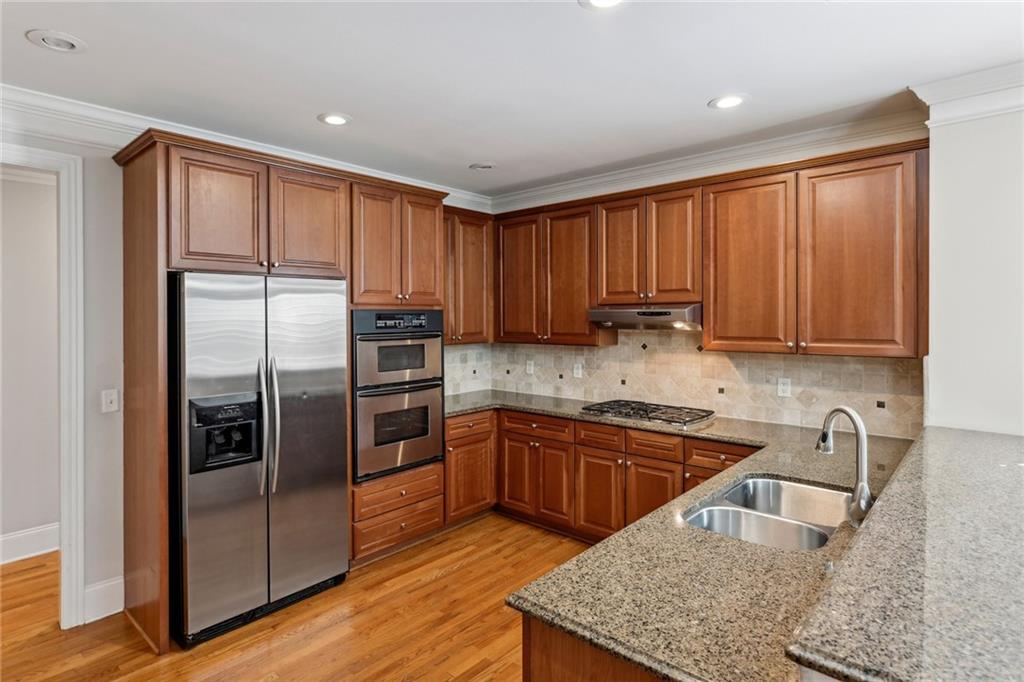 613 Darlington Commons Court NE