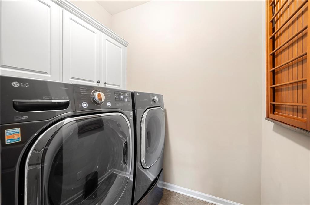 1656 Fearn Circle NE