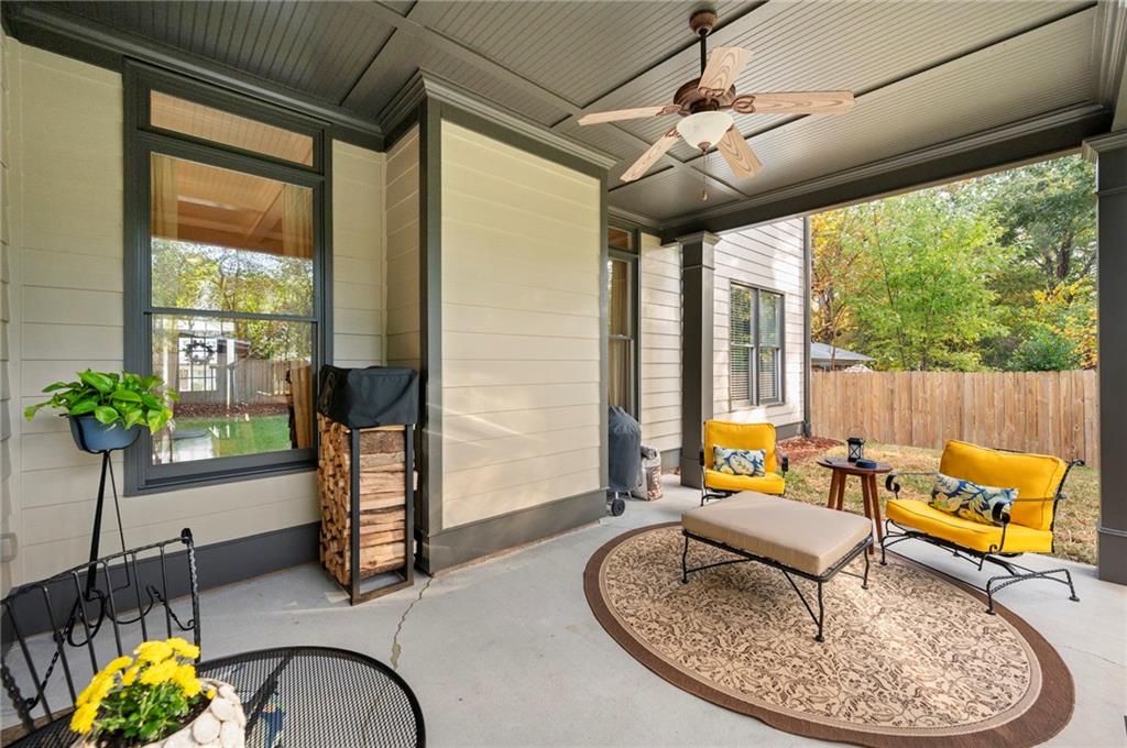 1656 Fearn Circle NE