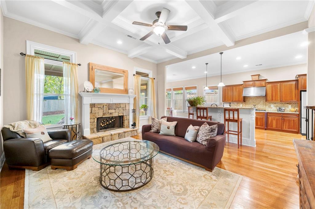 1656 Fearn Circle NE