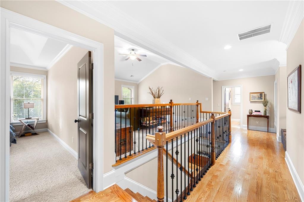 1656 Fearn Circle NE