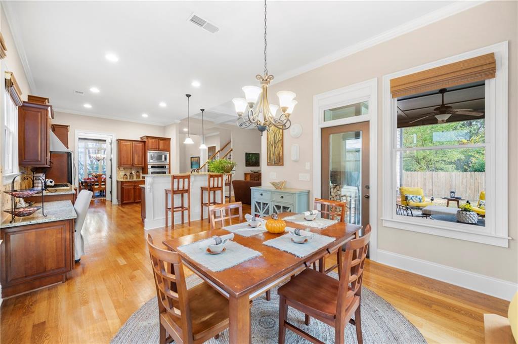 1656 Fearn Circle NE