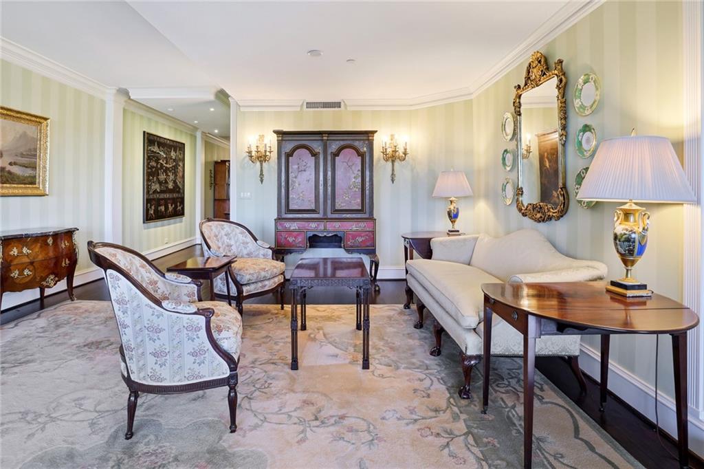 2660 Peachtree Road NW Unit 27E