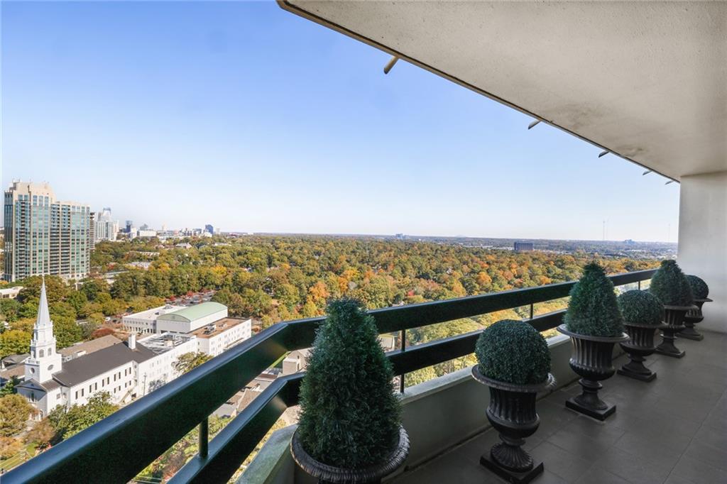 2660 Peachtree Road NW Unit 27E