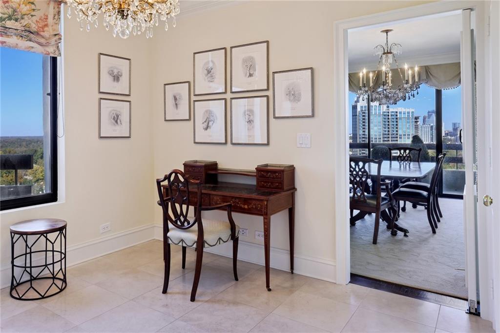 2660 Peachtree Road NW Unit 27E