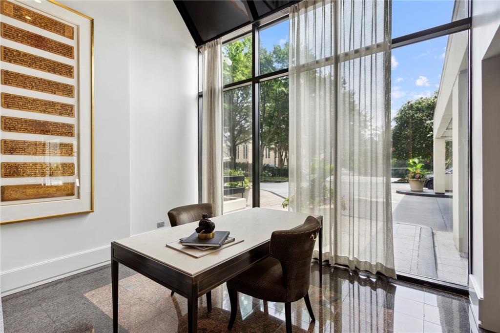 2660 Peachtree Road NW Unit 27E