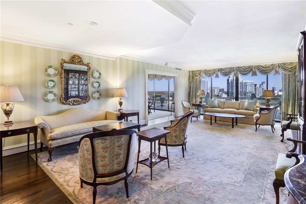 2660 Peachtree Road NW Unit 27E