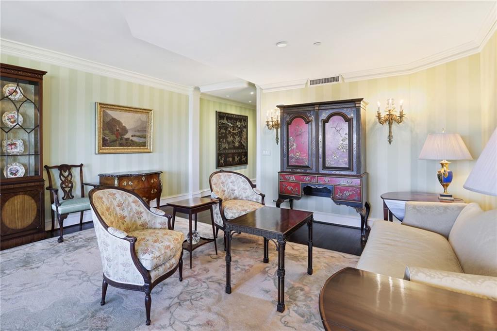 2660 Peachtree Road NW Unit 27E