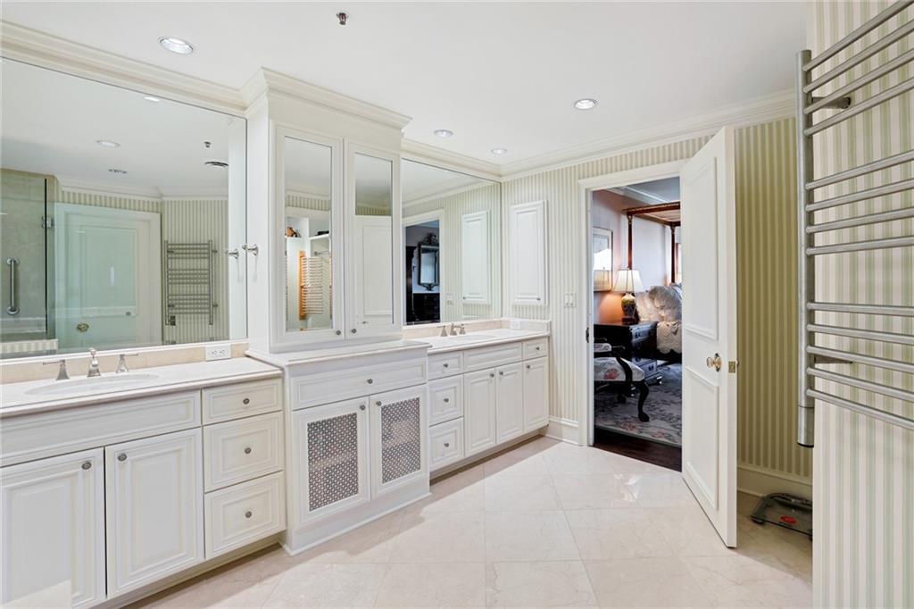 2660 Peachtree Road NW Unit 27E