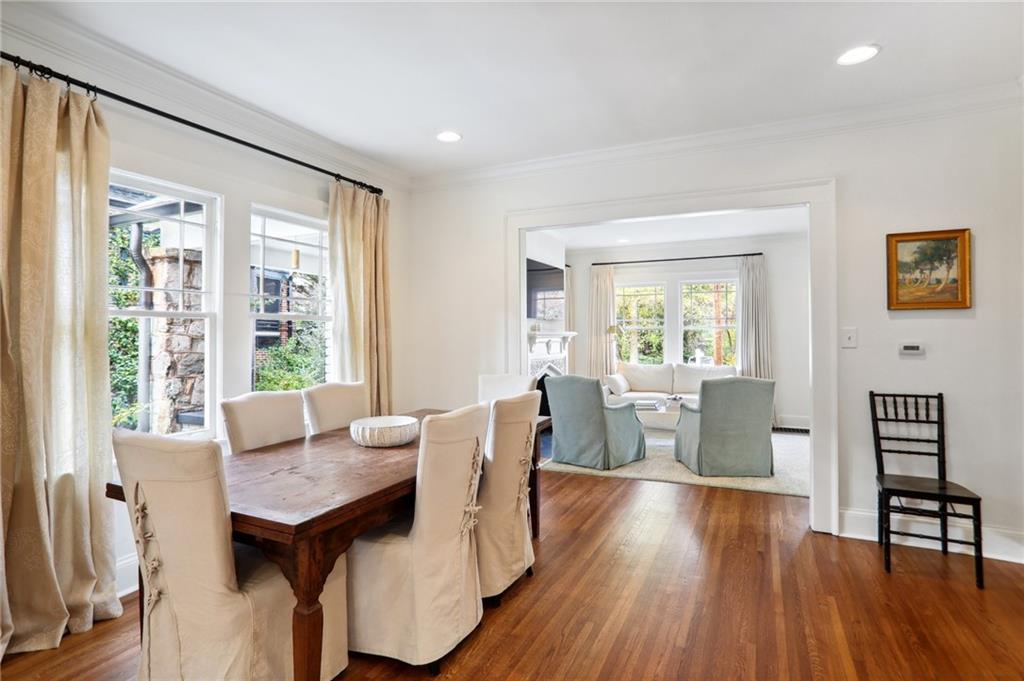 1083 Amsterdam Avenue NE