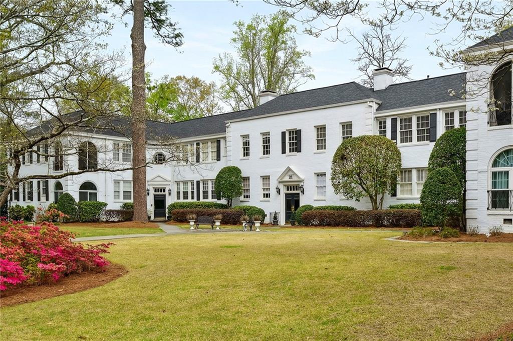 21 Peachtree Memorial Drive NW Unit 16