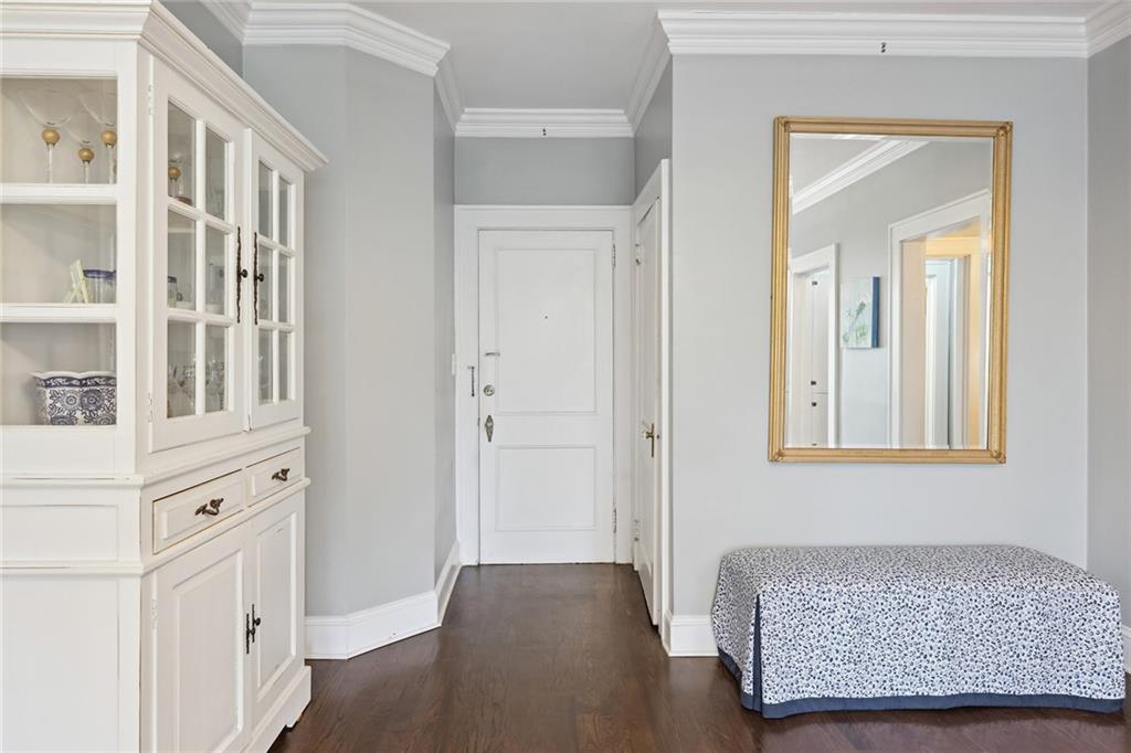 21 Peachtree Memorial Drive NW Unit 16