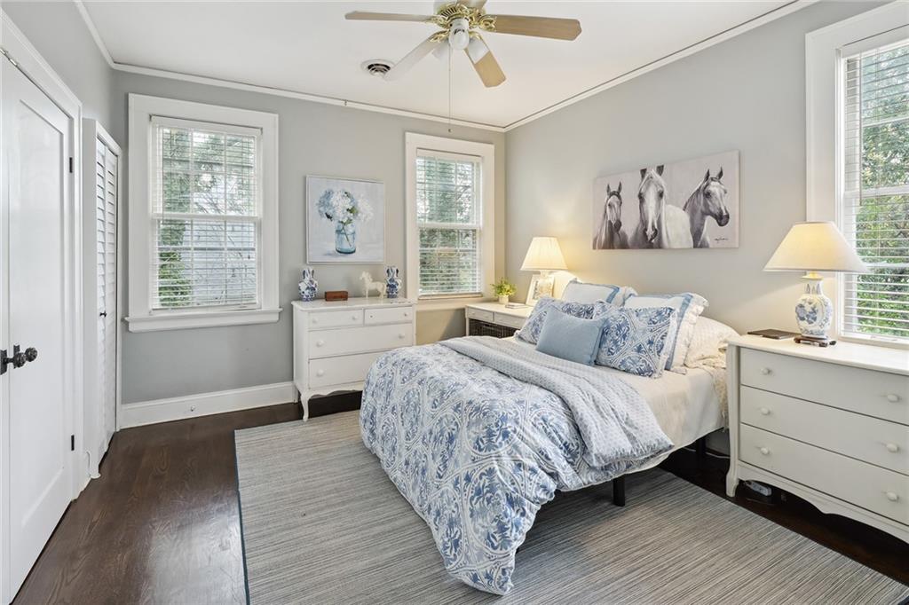 21 Peachtree Memorial Drive NW Unit 16