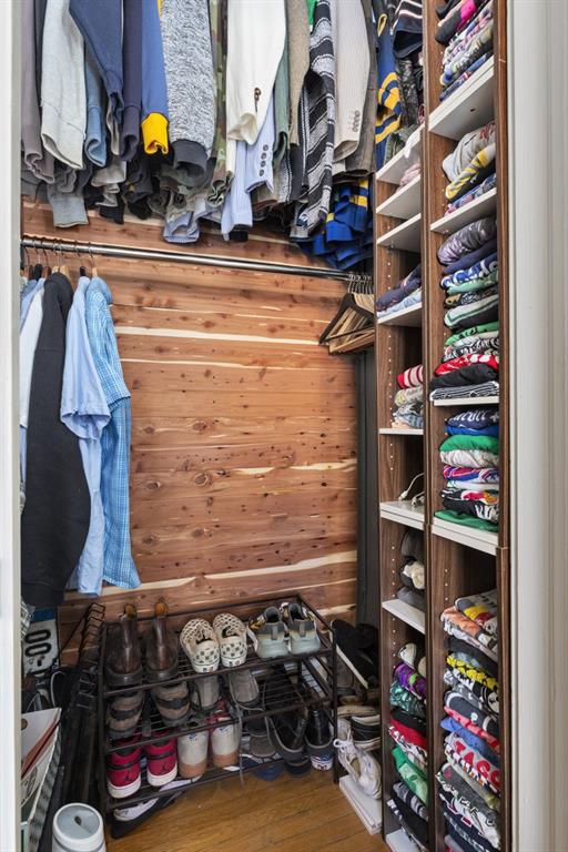 301 10th Street NE Unit 4