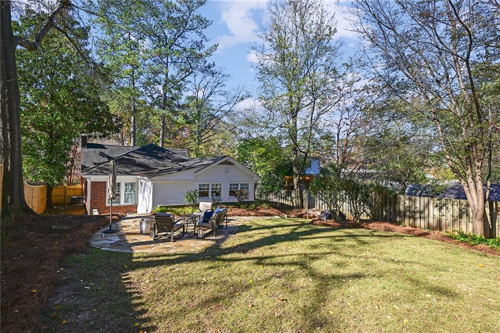 3263 W Shadowlawn Avenue NE