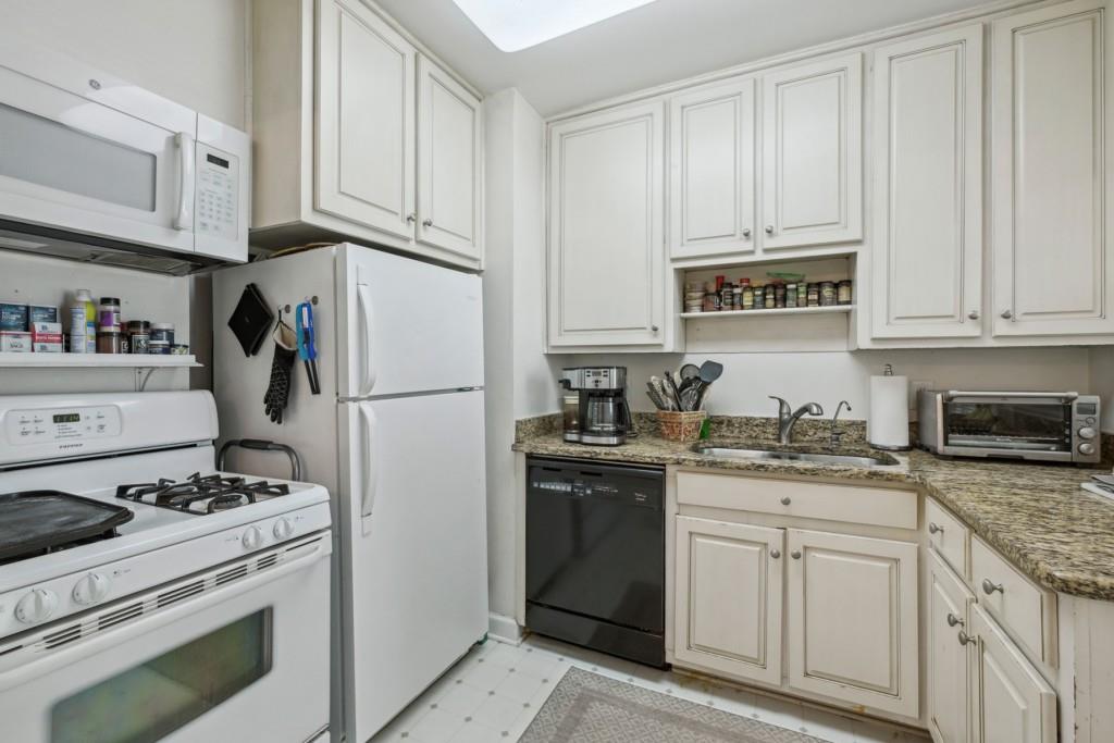 1356 Telford Drive NE