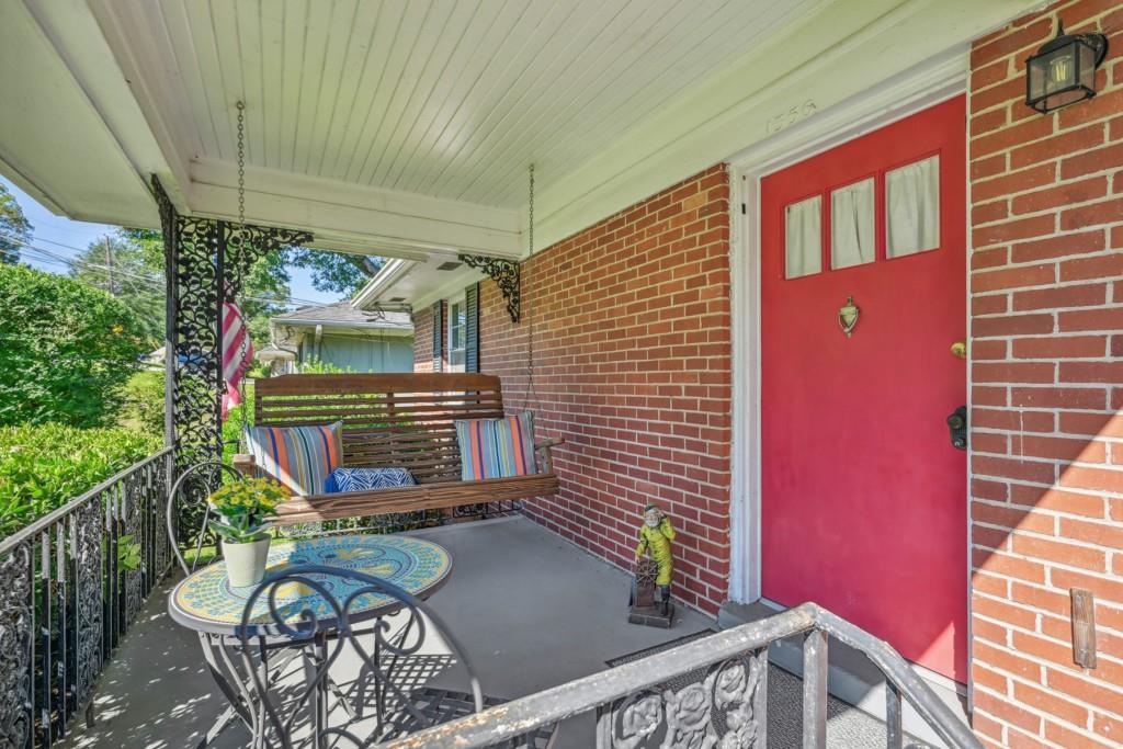 1356 Telford Drive NE