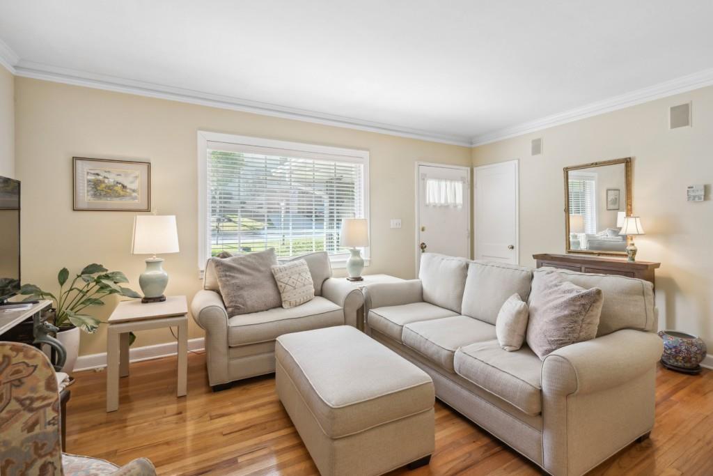 1356 Telford Drive NE