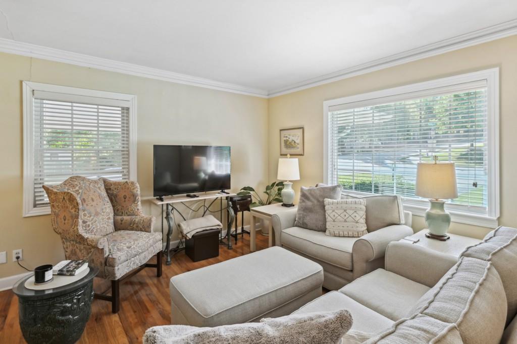 1356 Telford Drive NE