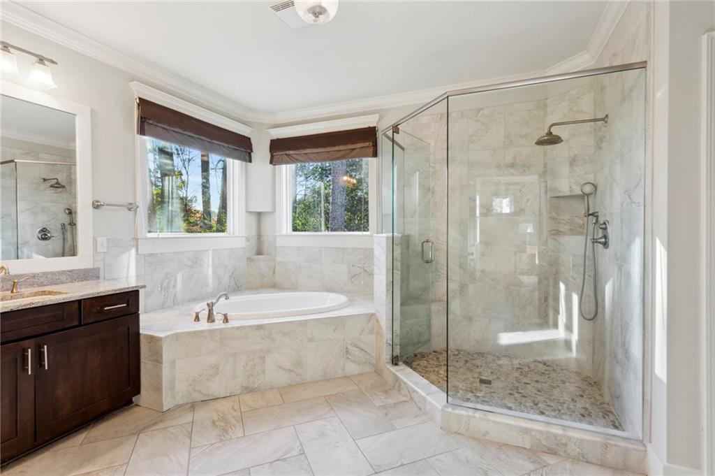 753 Darlington Circle NE