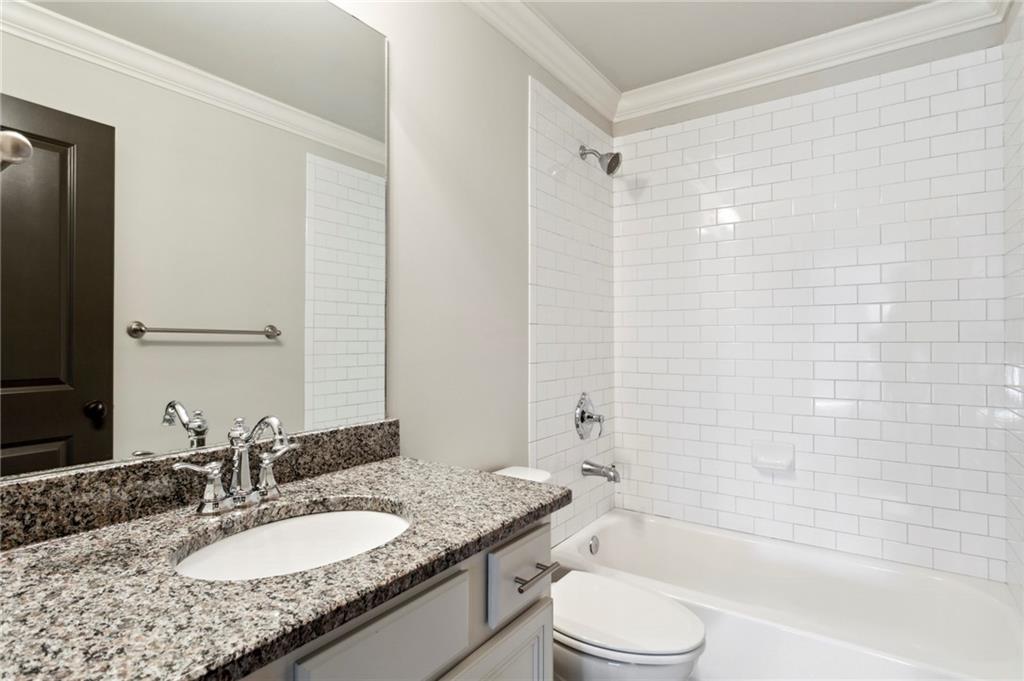 753 Darlington Circle NE