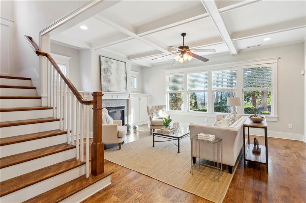 753 Darlington Circle NE