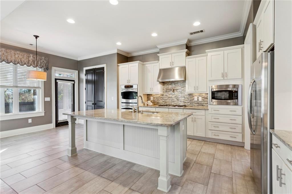 753 Darlington Circle NE