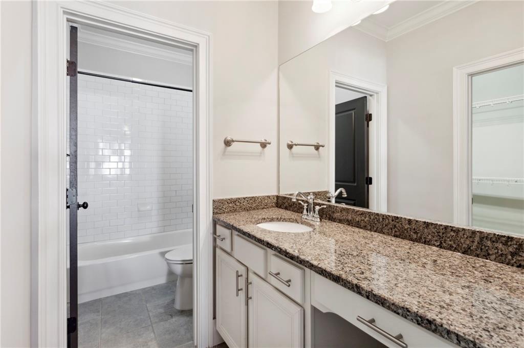 753 Darlington Circle NE