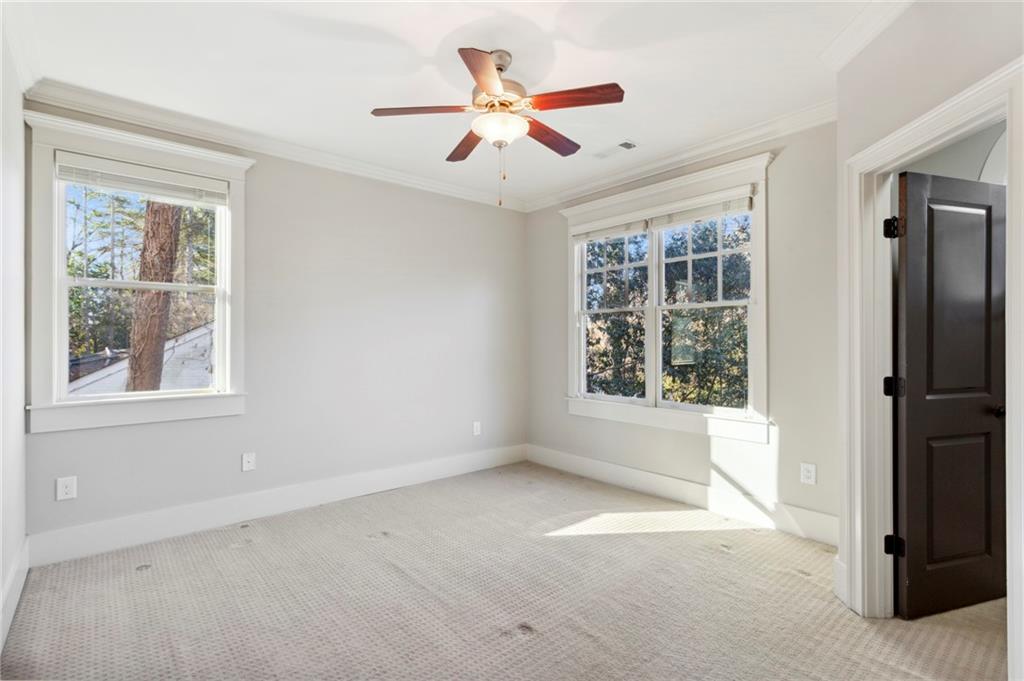 753 Darlington Circle NE