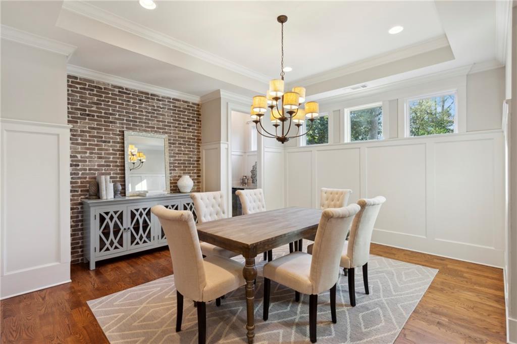 753 Darlington Circle NE