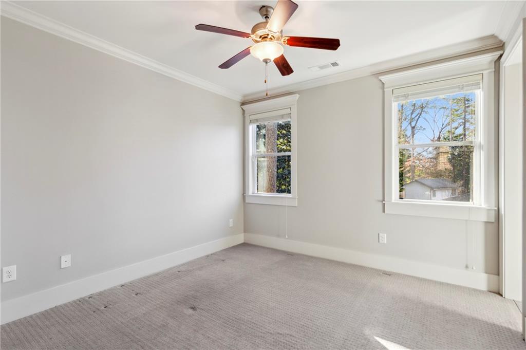 753 Darlington Circle NE