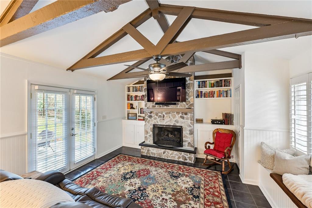 2681 Ridgemore Place NW