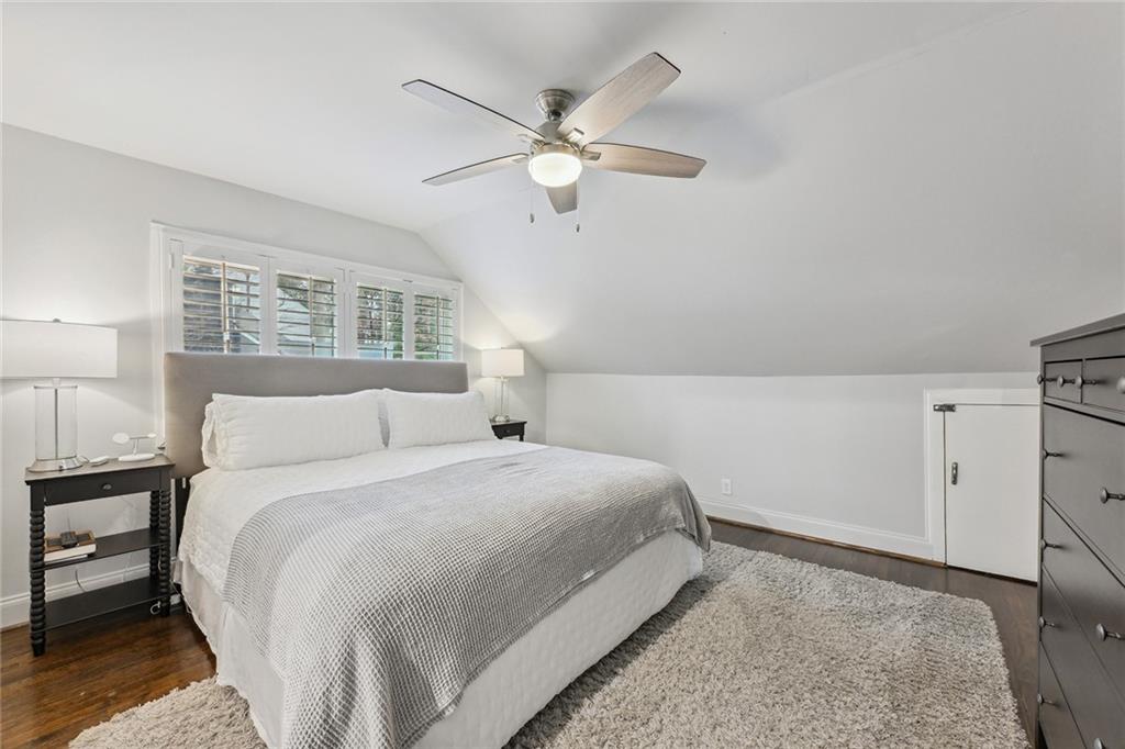 2681 Ridgemore Place NW