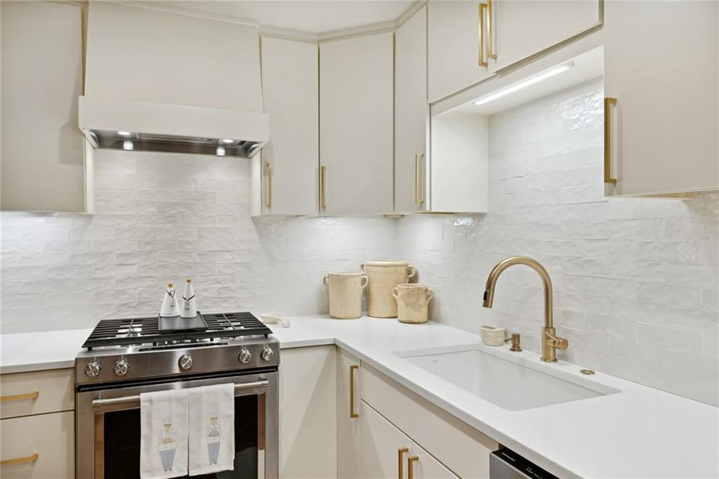 2632 Peachtree Road NW Unit A104