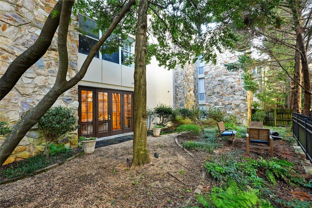 2632 Peachtree Road NW Unit A104