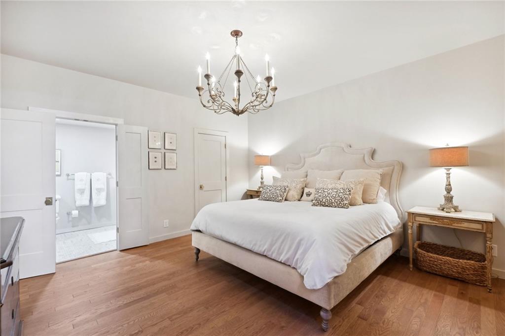 2632 Peachtree Road NW Unit A104