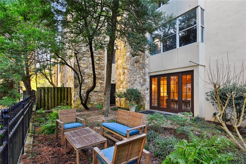 2632 Peachtree Road NW Unit A104