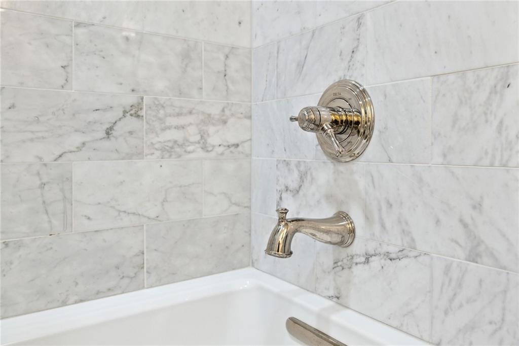 2632 Peachtree Road NW Unit A104