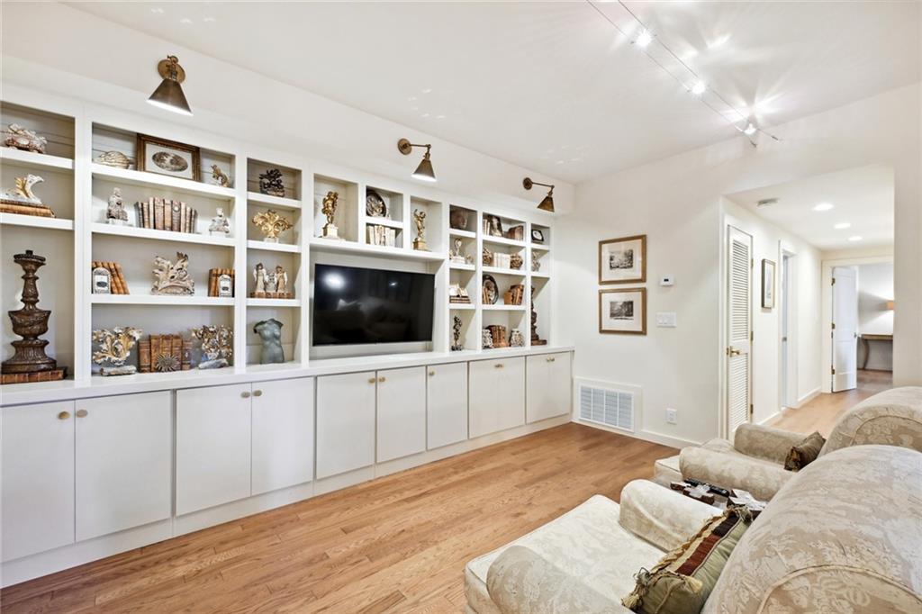 2632 Peachtree Road NW Unit A104