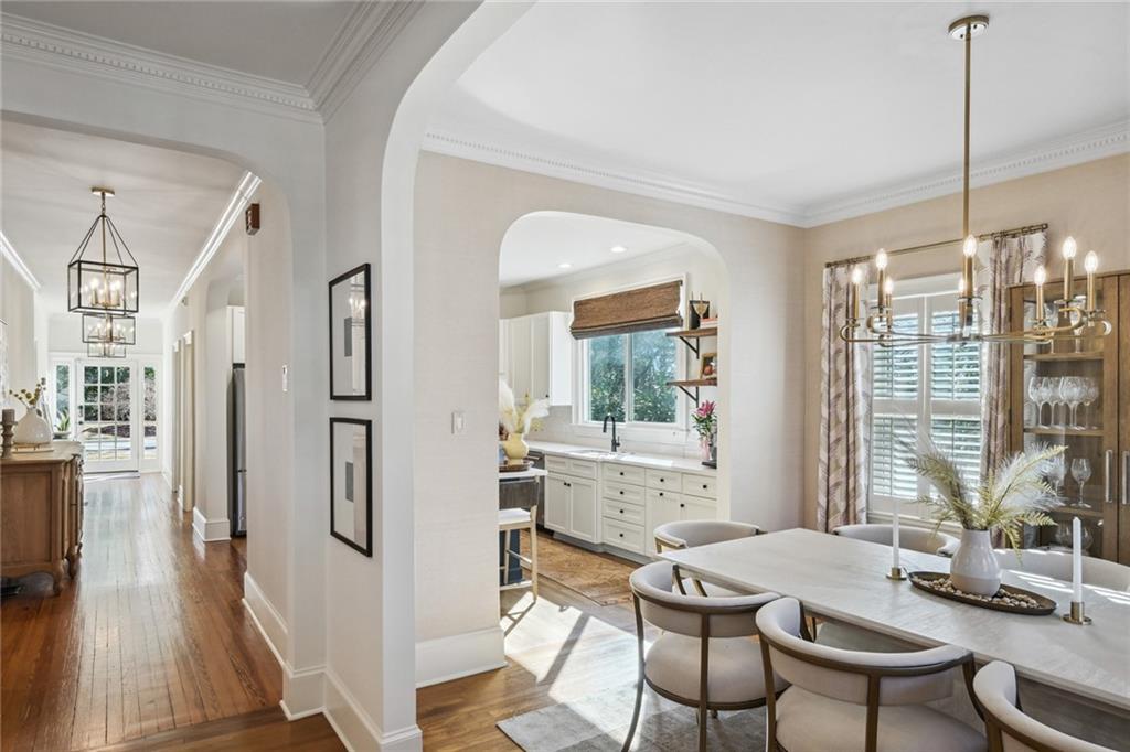 2515 Brookwood Drive NE