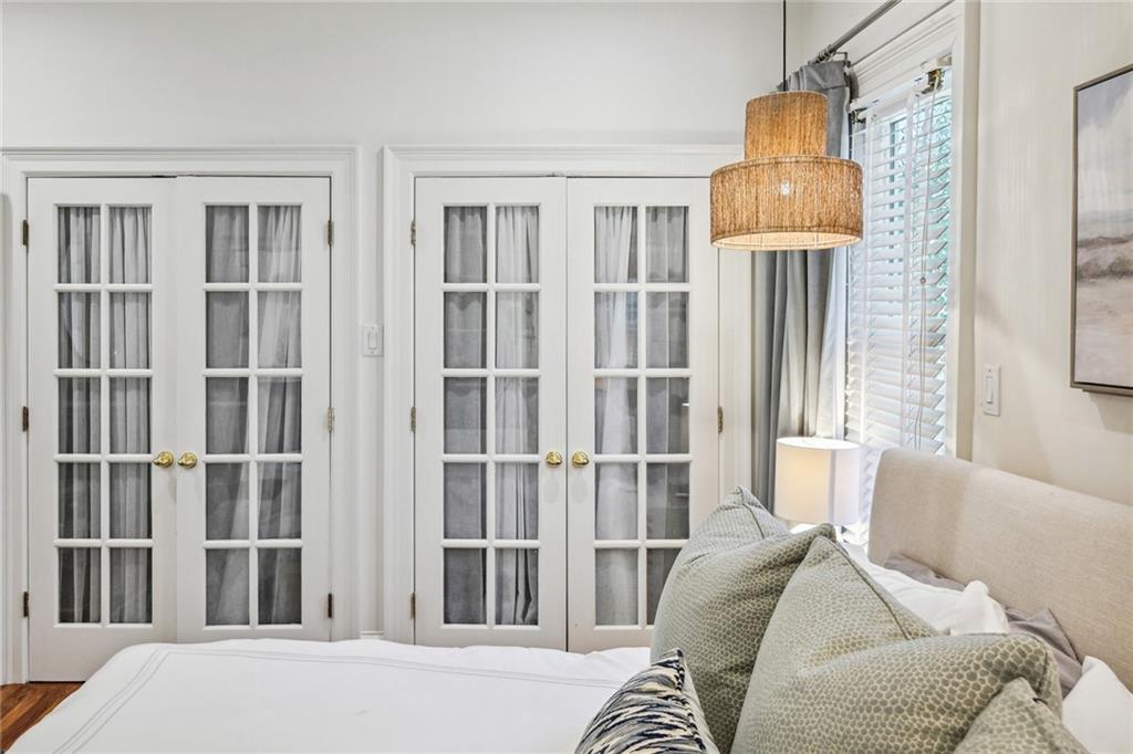 2515 Brookwood Drive NE