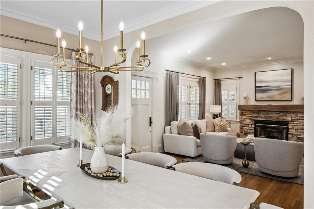 2515 Brookwood Drive NE