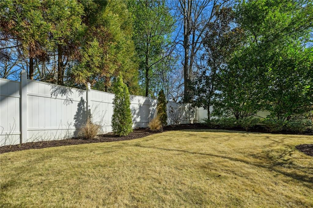 2515 Brookwood Drive NE