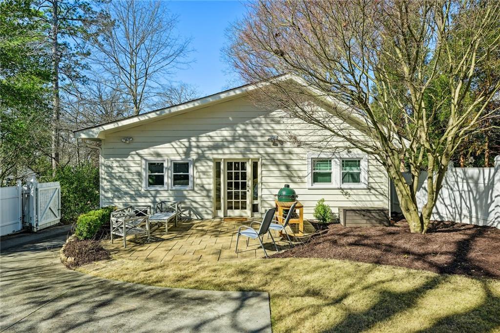 2515 Brookwood Drive NE