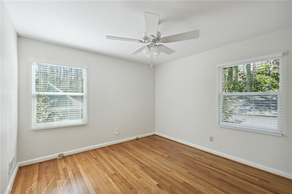 2452 Ridgewood Road NW